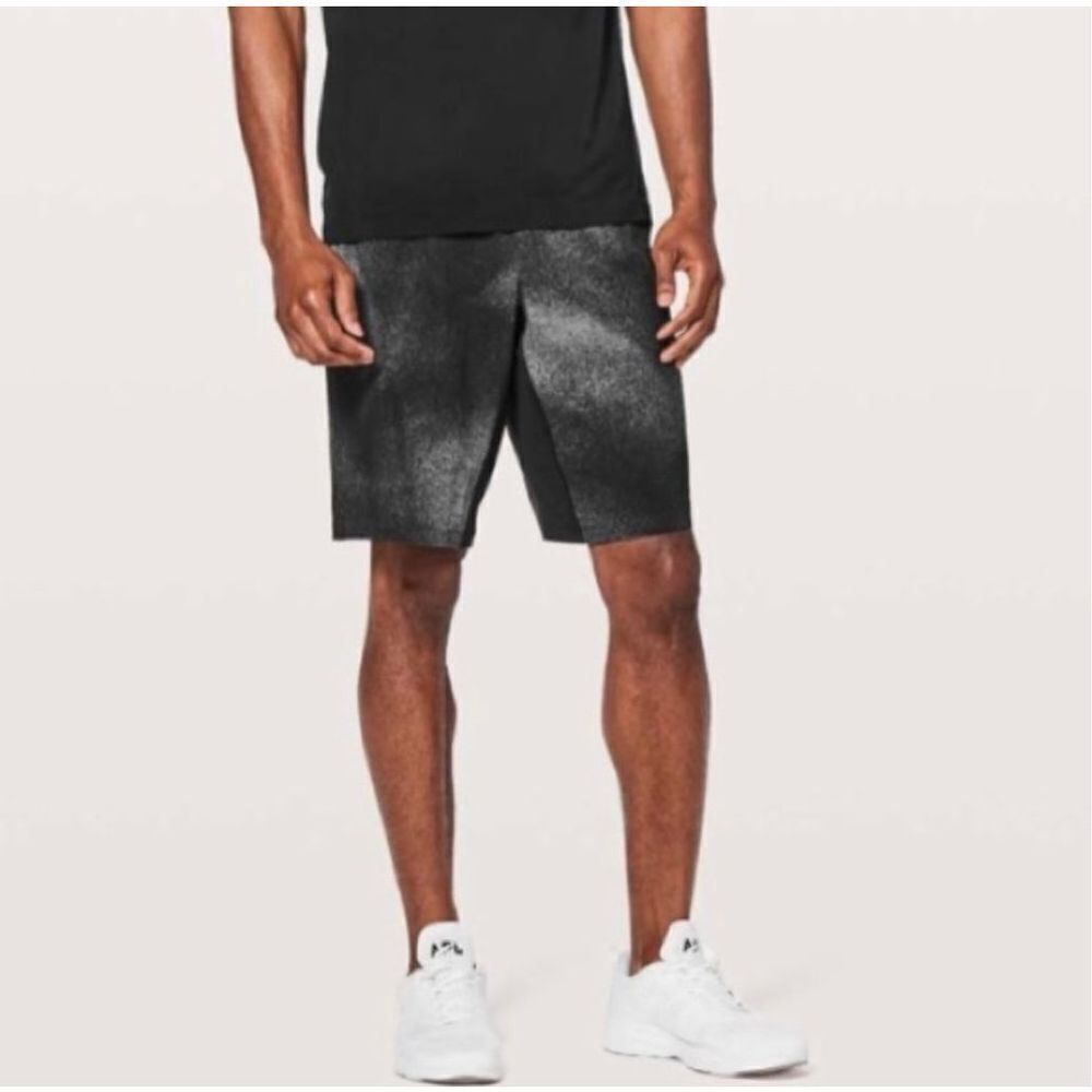 Lululemon T.H.E. Short‎